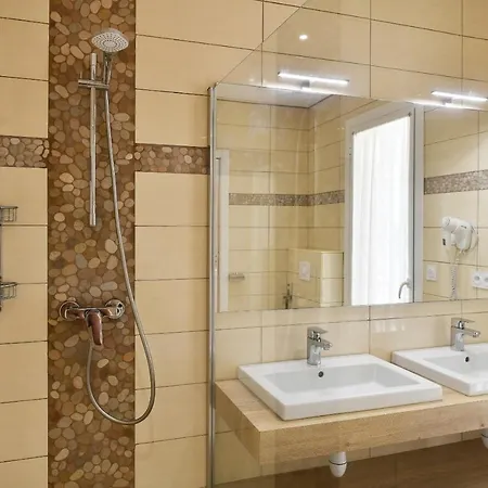 Les De Bagheera, Oasis Naturiste *