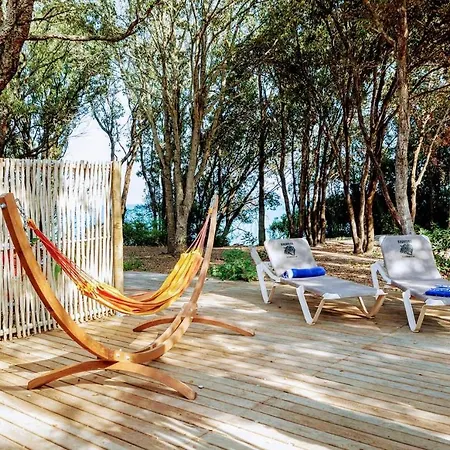 Les De Bagheera, Oasis Naturiste Linguizzetta