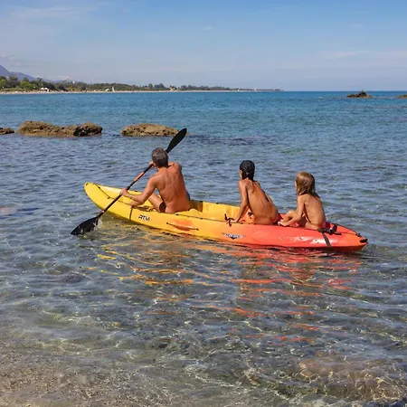 Les De Bagheera, Oasis Naturiste Villa *