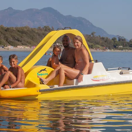 Les De Bagheera, Oasis Naturiste Villa *