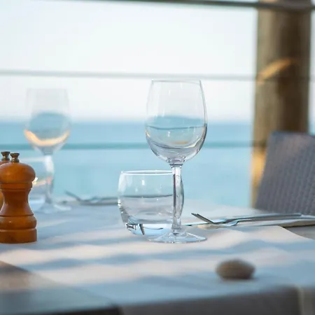 Les De Bagheera, Oasis Naturiste Villa *