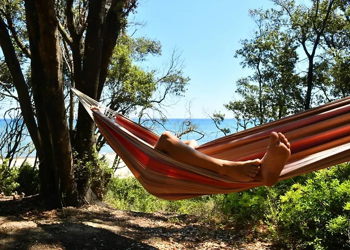 Les De Bagheera, Oasis Naturiste * Linguizzetta