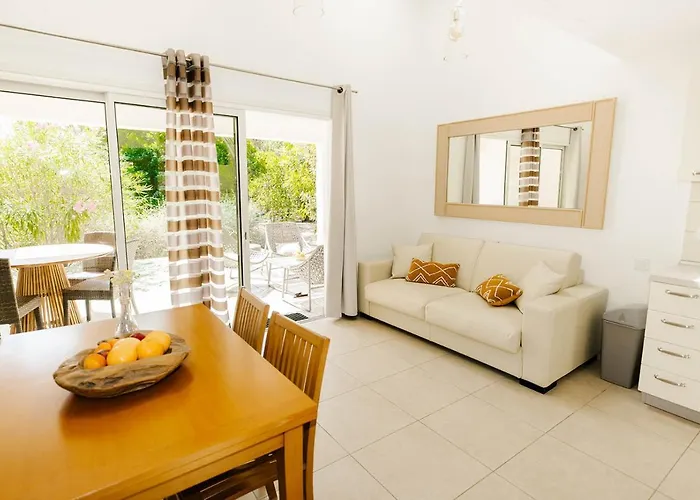 Villa Les De Bagheera, Oasis Naturiste