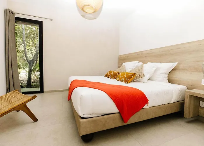 Les De Bagheera, Oasis Naturiste *