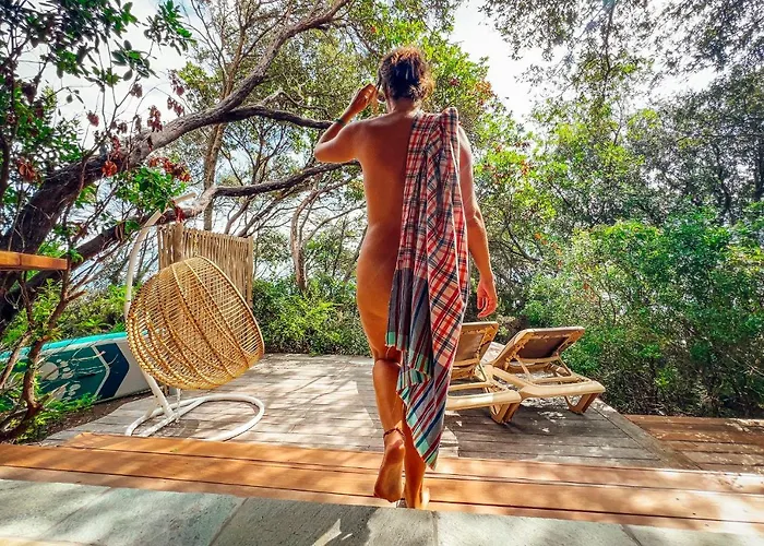 Villa Les De Bagheera, Oasis Naturiste