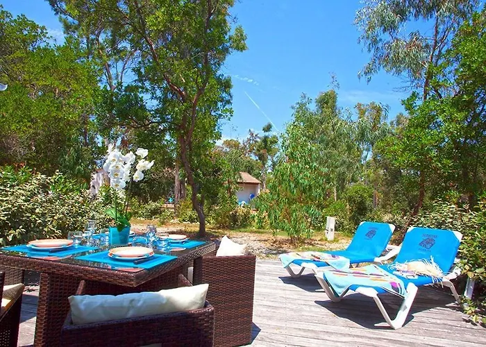 Villa Les De Bagheera, Oasis Naturiste