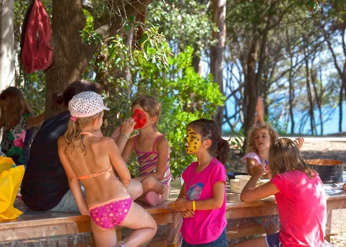 Villa Les De Bagheera, Oasis Naturiste