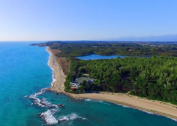 Villa Les De Bagheera, Oasis Naturiste Linguizzetta
