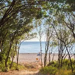 Villa Les De Bagheera, Oasis Naturiste