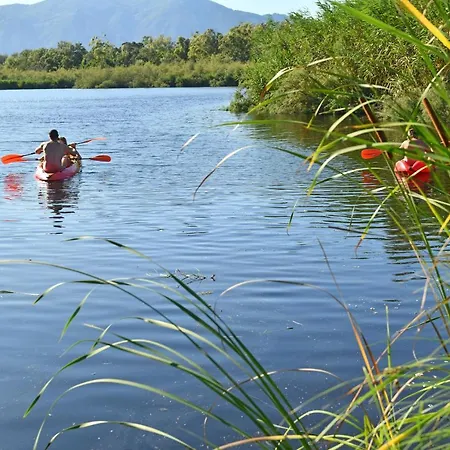Les De Bagheera, Oasis Naturiste