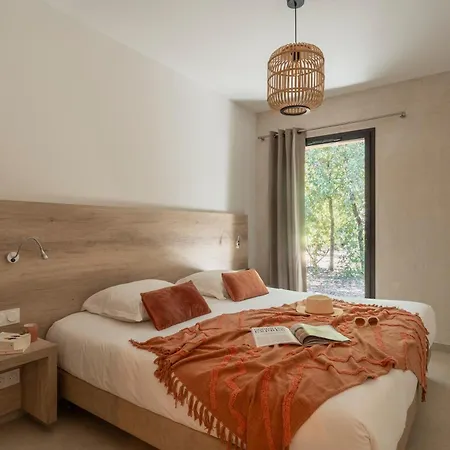 Villa Les De Bagheera, Oasis Naturiste Linguizzetta