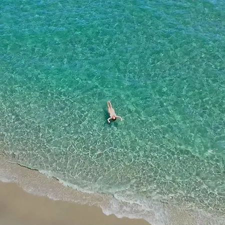 Les De Bagheera, Oasis Naturiste
