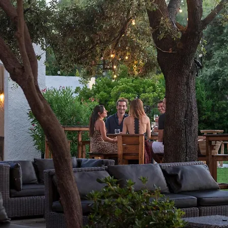 Les De Bagheera, Oasis Naturiste