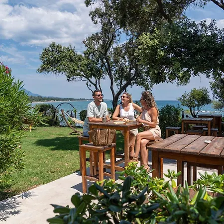 Villa Les De Bagheera, Oasis Naturiste