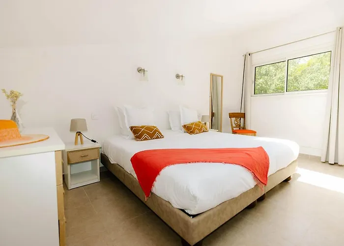 Villa Les De Bagheera, Oasis Naturiste