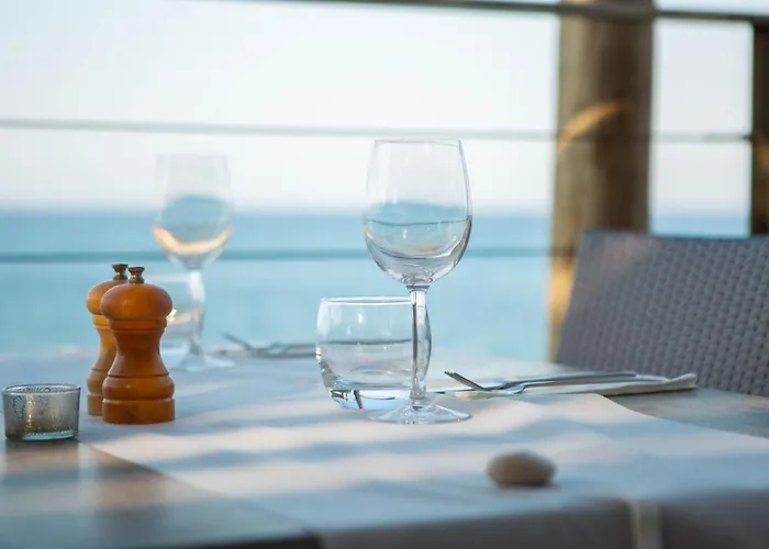 Les De Bagheera, Oasis Naturiste Villa *